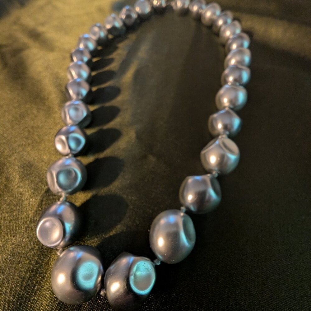 Vintage Pearl bead knotted necklace.